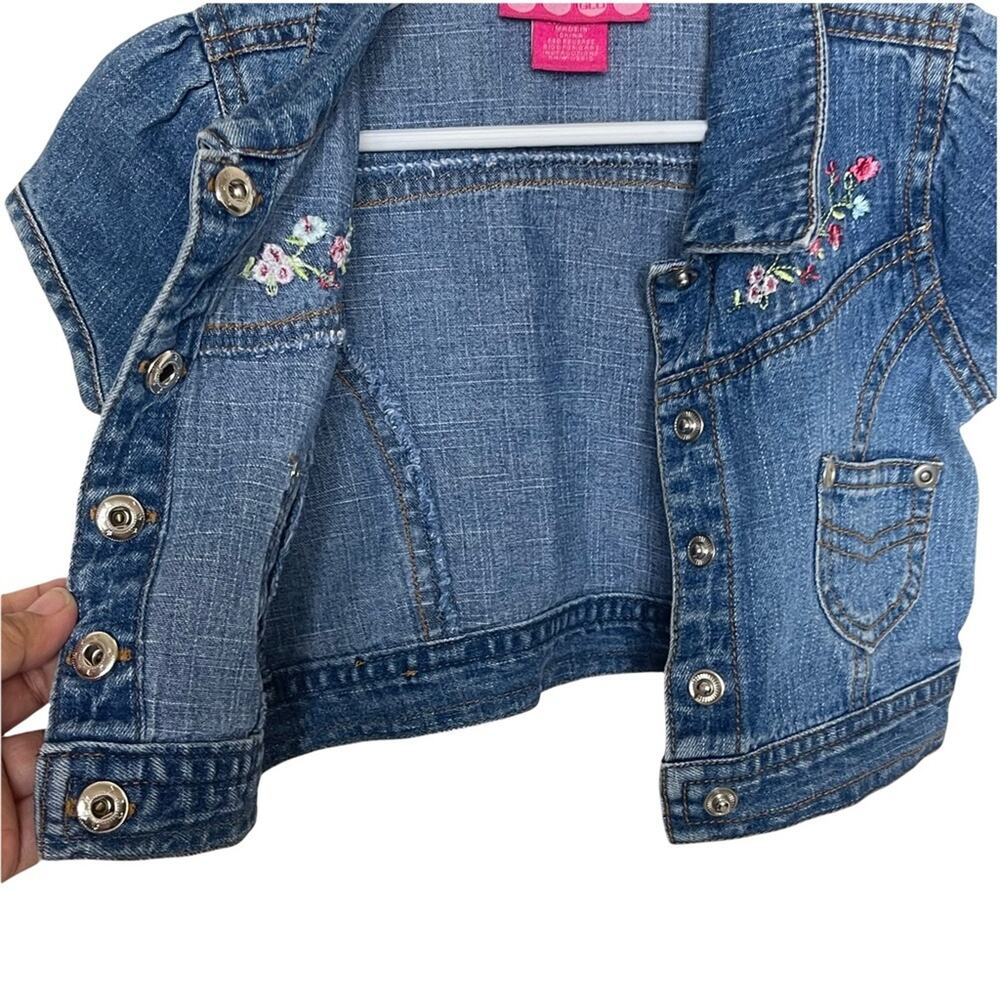 GLO Jeans Short Sleeve Collared Denim Jacket with Floral Trim Blue Multi Size 3T - Picture 7 of 8